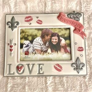 Valentine Love Crown Ceramic Picture Frame 4x6 Photo Romantic Home Decor